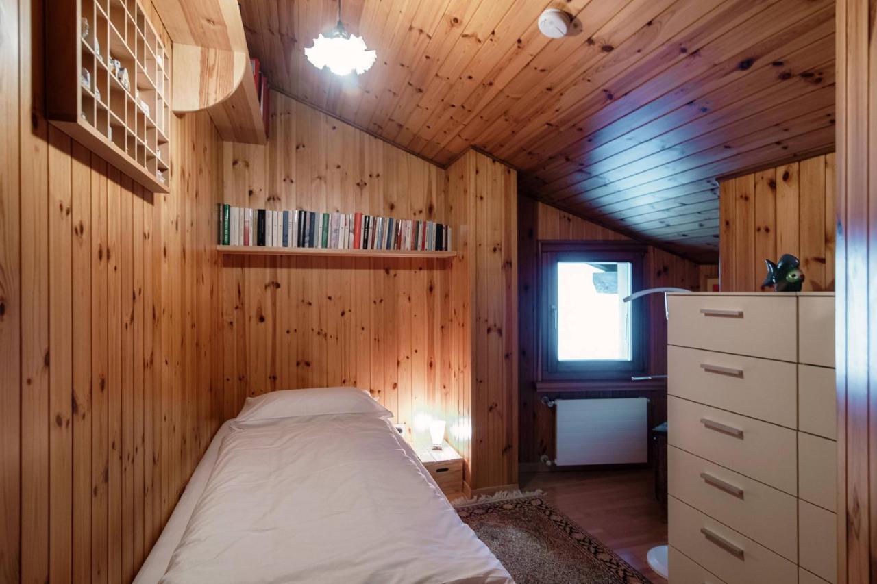 Chalet Nucleo 12 By Quokka 360 - Bouldering Temple In Chironico Extérieur photo